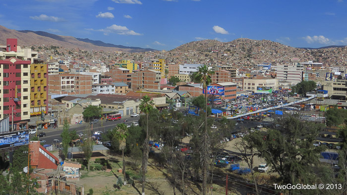 La Cancha market and the bus station are right center
