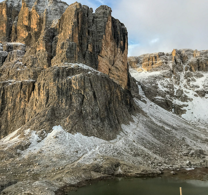 Piz and Lac Pisciadù on a bright and snowy morning